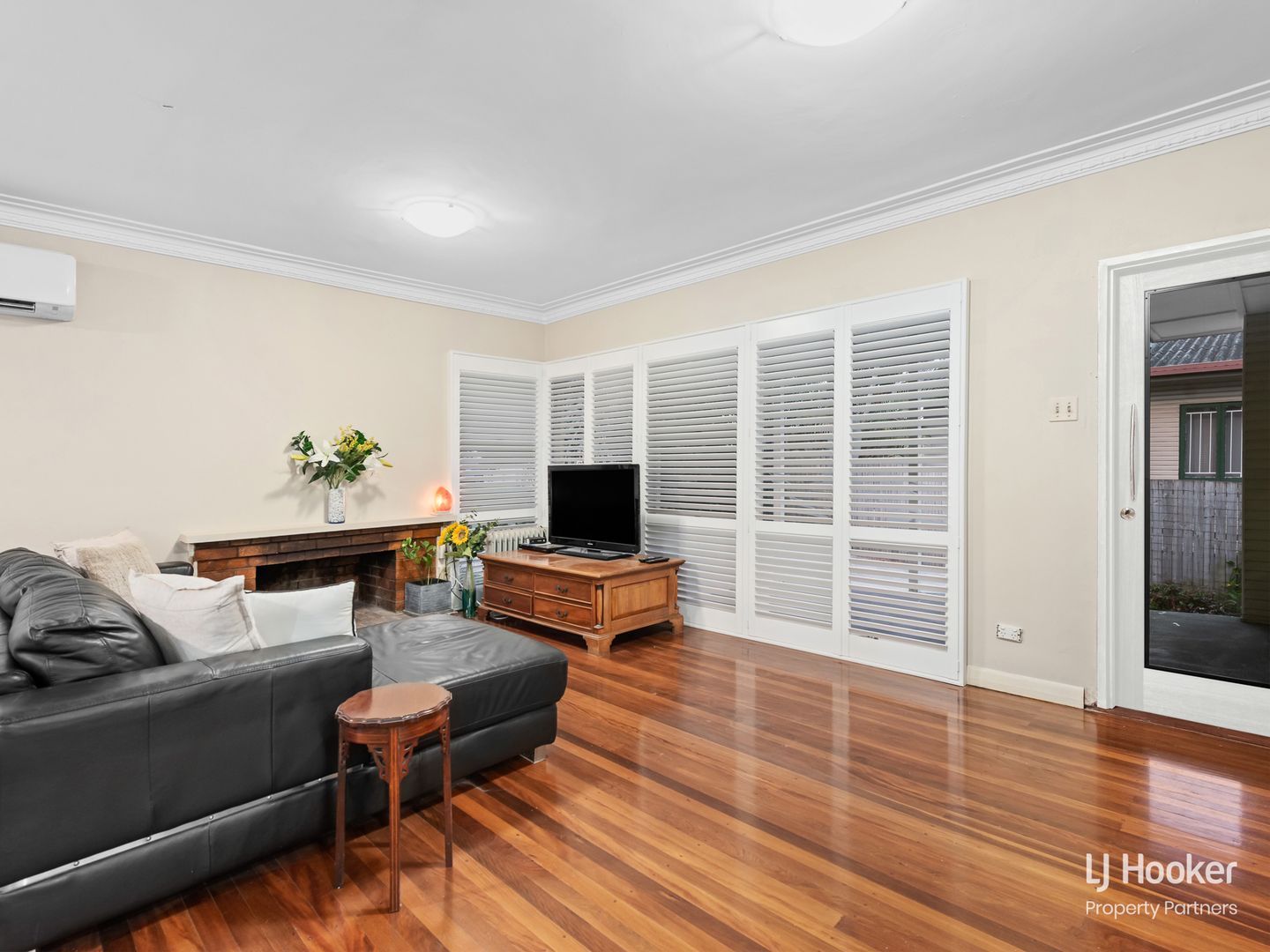 16 Derwent Street, Upper Mount Gravatt QLD 4122 House For Rent Domain