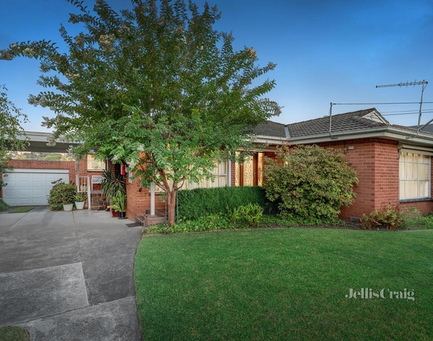 6 Laura Grove, Mount Waverley VIC 3149