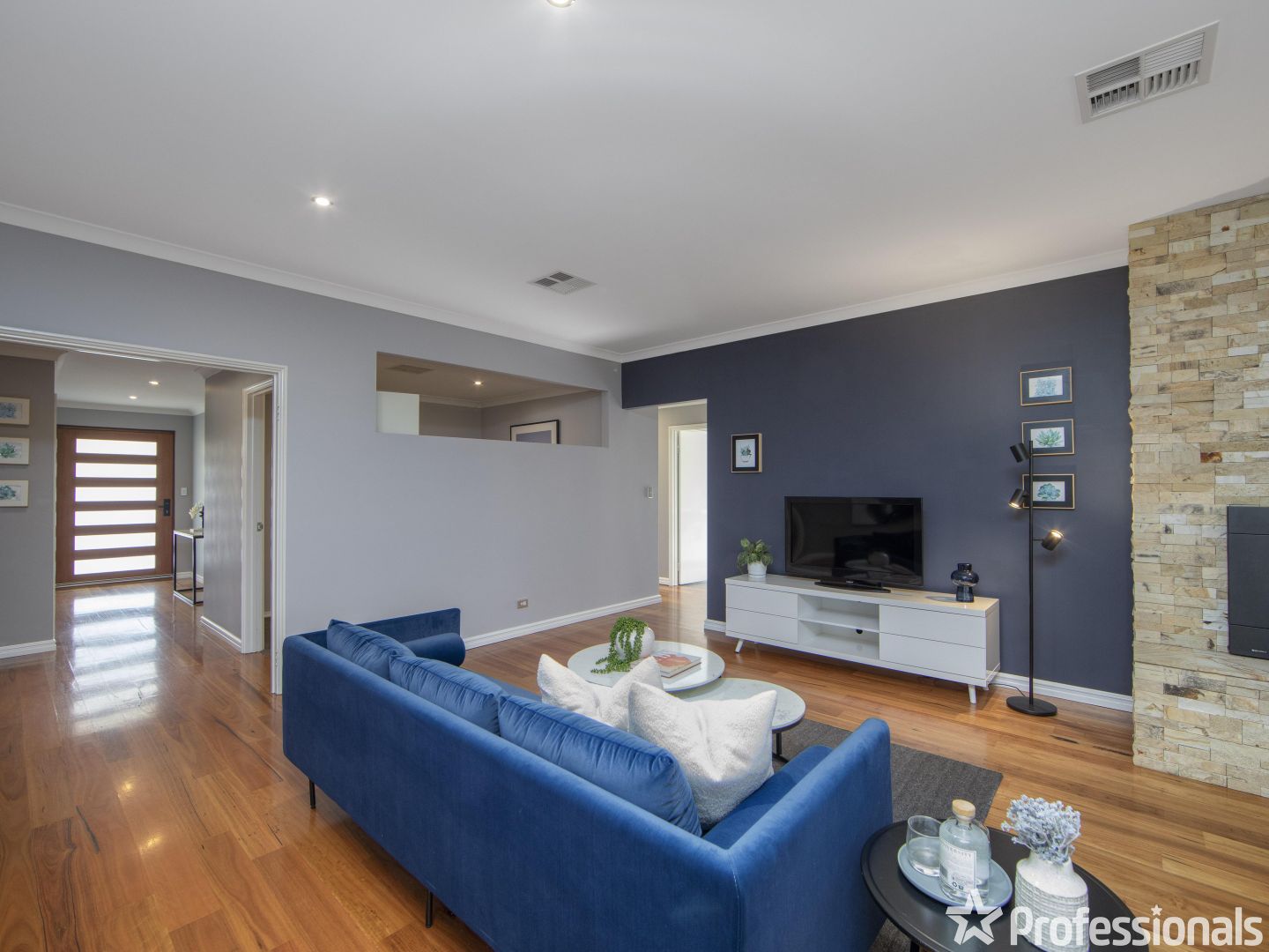 22 Baza Gardens, Maida Vale WA 6057, Image 1