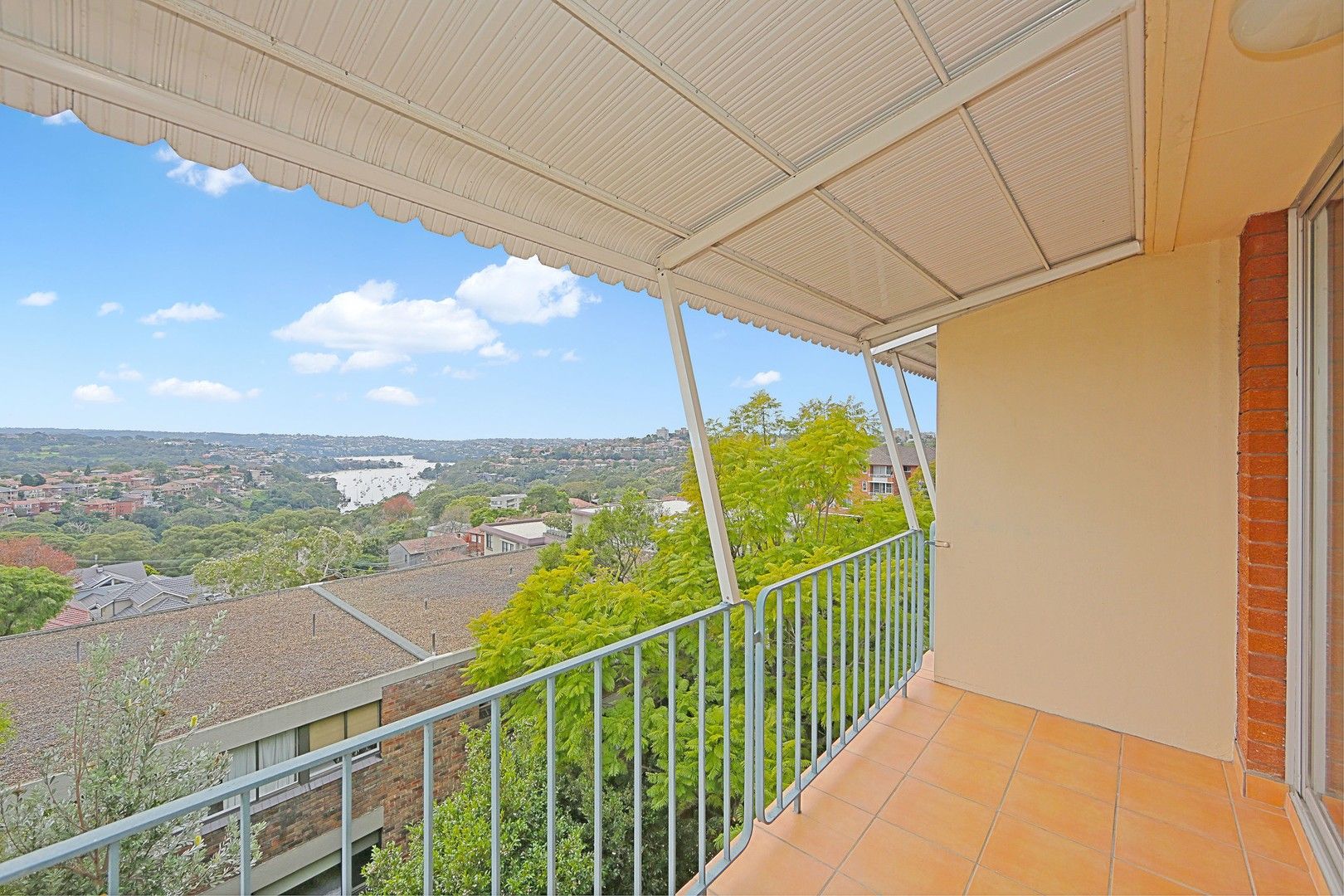 2 bedrooms Apartment / Unit / Flat in 14/242 Ben Boyd Road NEUTRAL BAY NSW, 2089