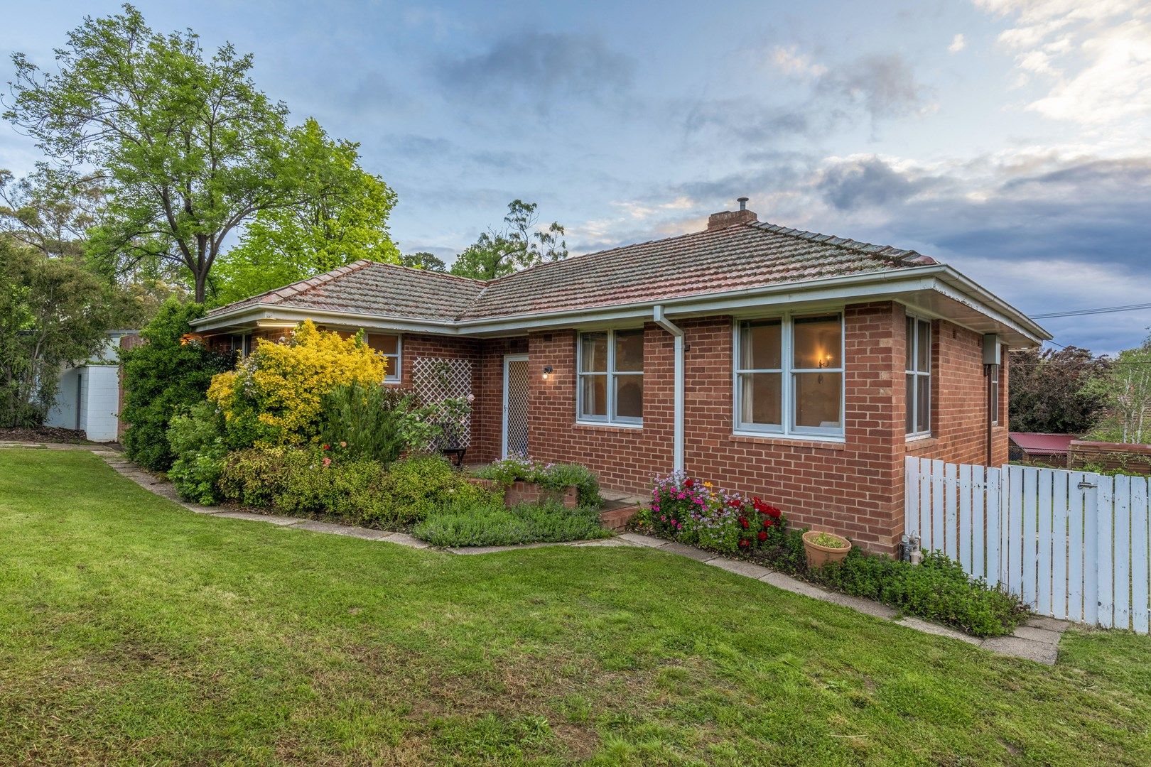 3 Gawler Crescent, Deakin ACT 2600, Image 0