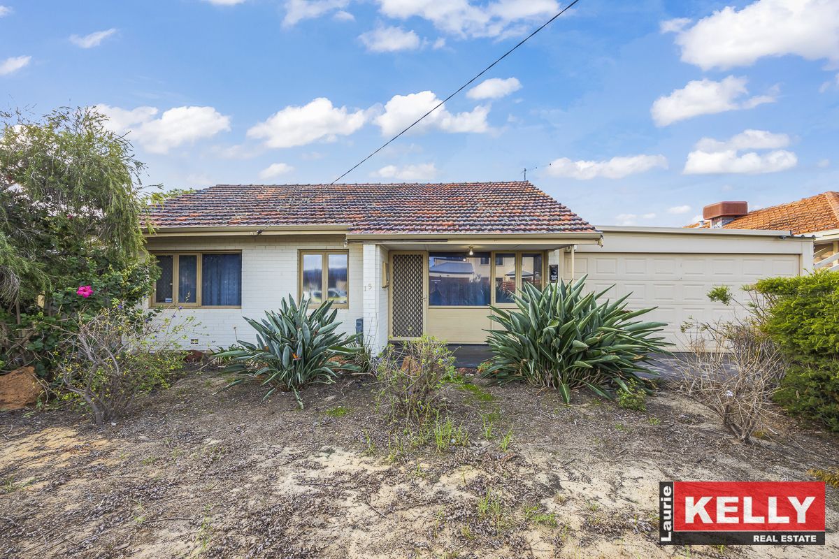 3 bedrooms House in 15 Garrick Way BALGA WA, 6061