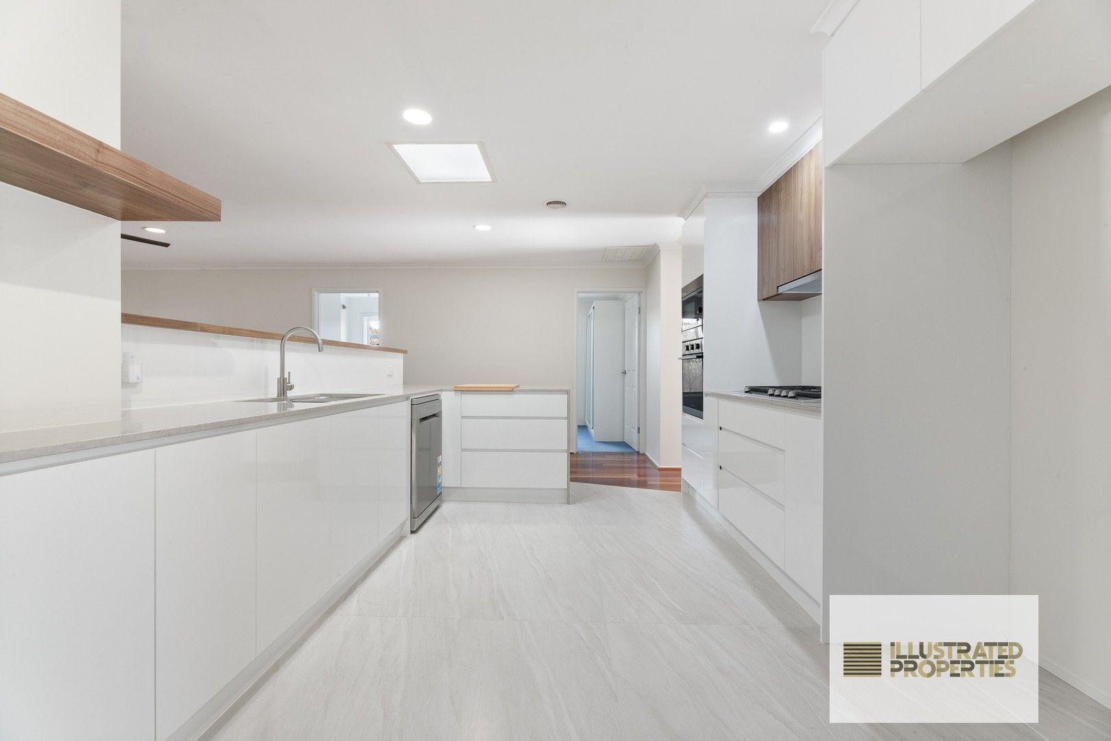 4 bedrooms House in 3 Mault Place MONASH ACT, 2904