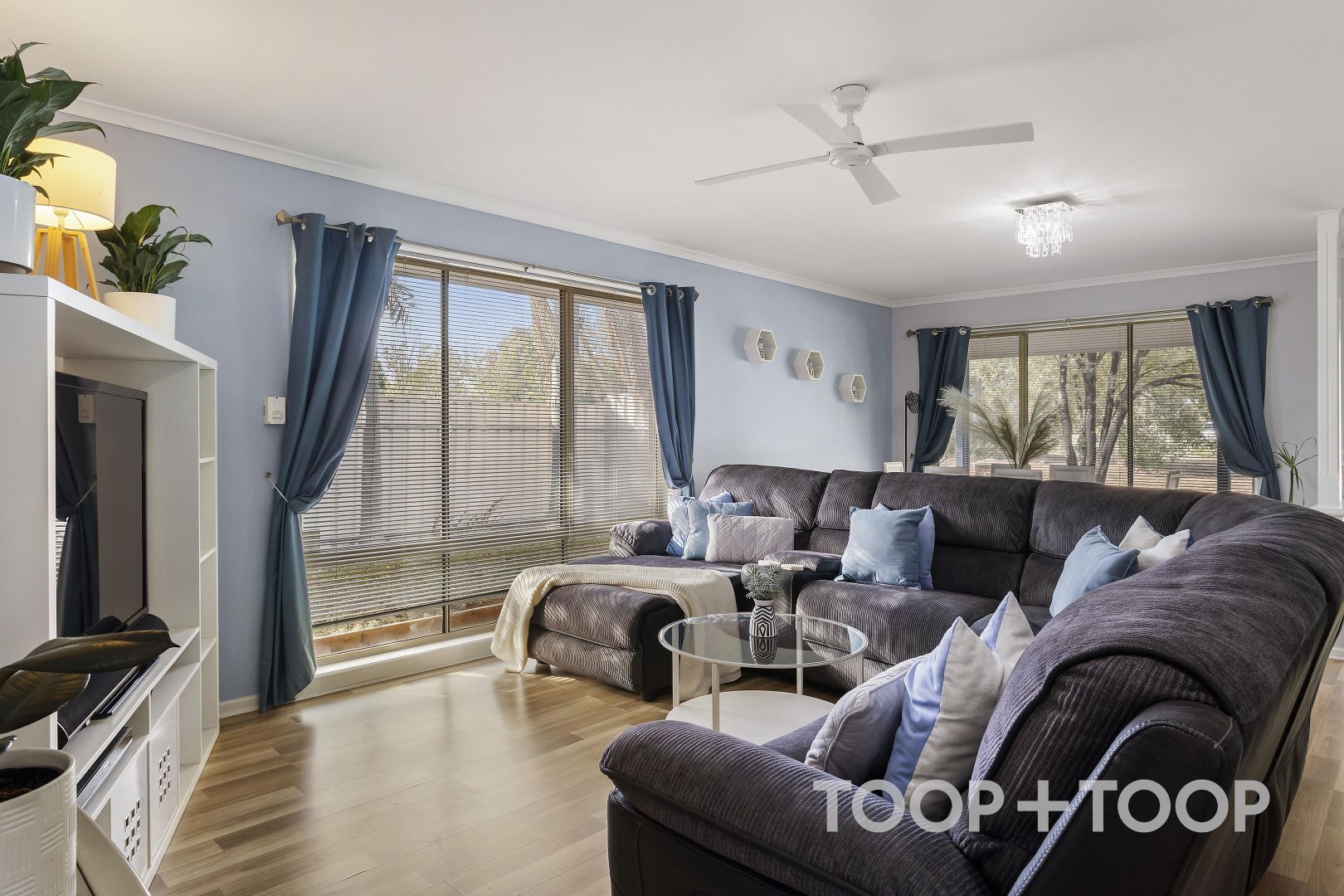 12 Whitestone Crescent, Seaford Rise SA 5169, Image 2