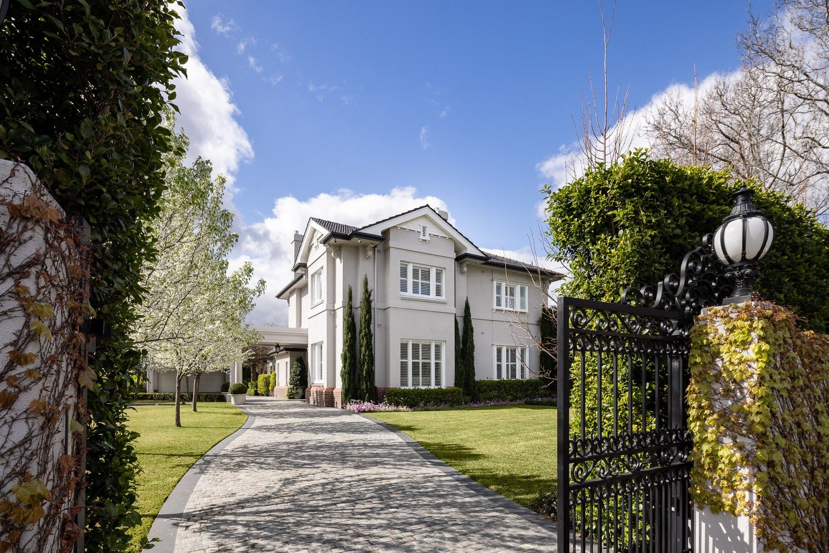 House in 9 Ottawa Road, TOORAK VIC, 3142