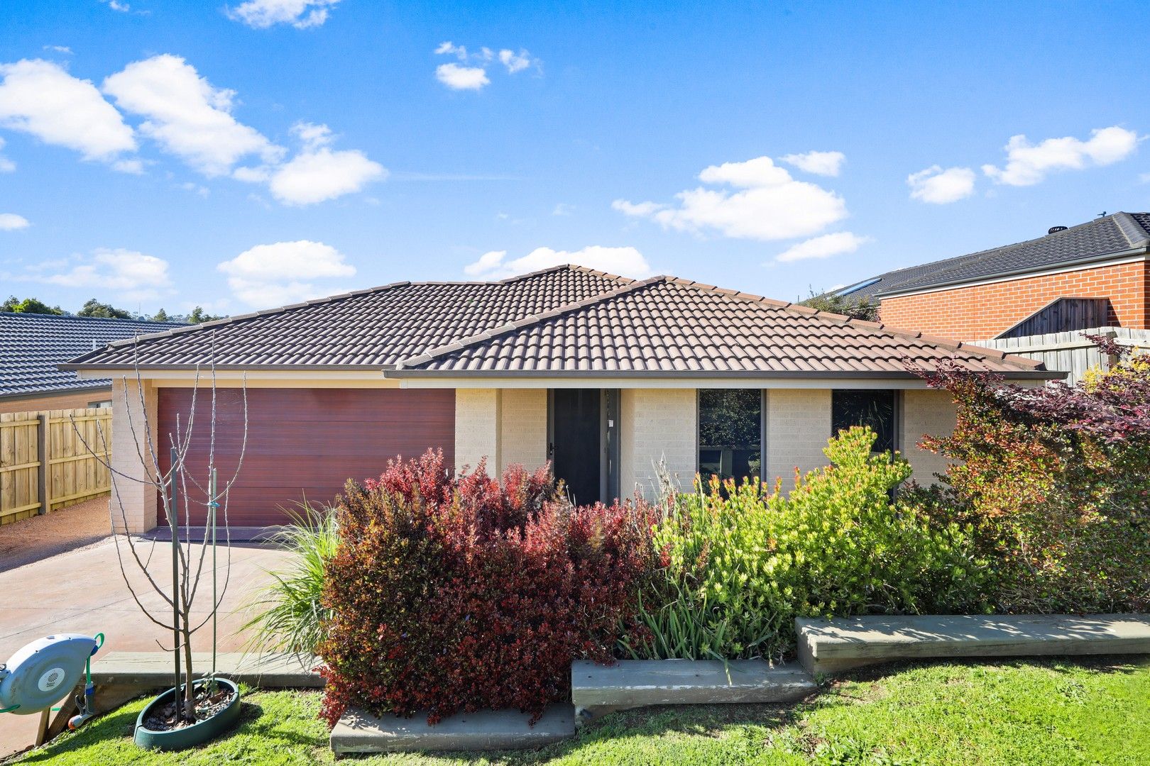 13 Folkstone Court, Drouin VIC 3818, Image 2