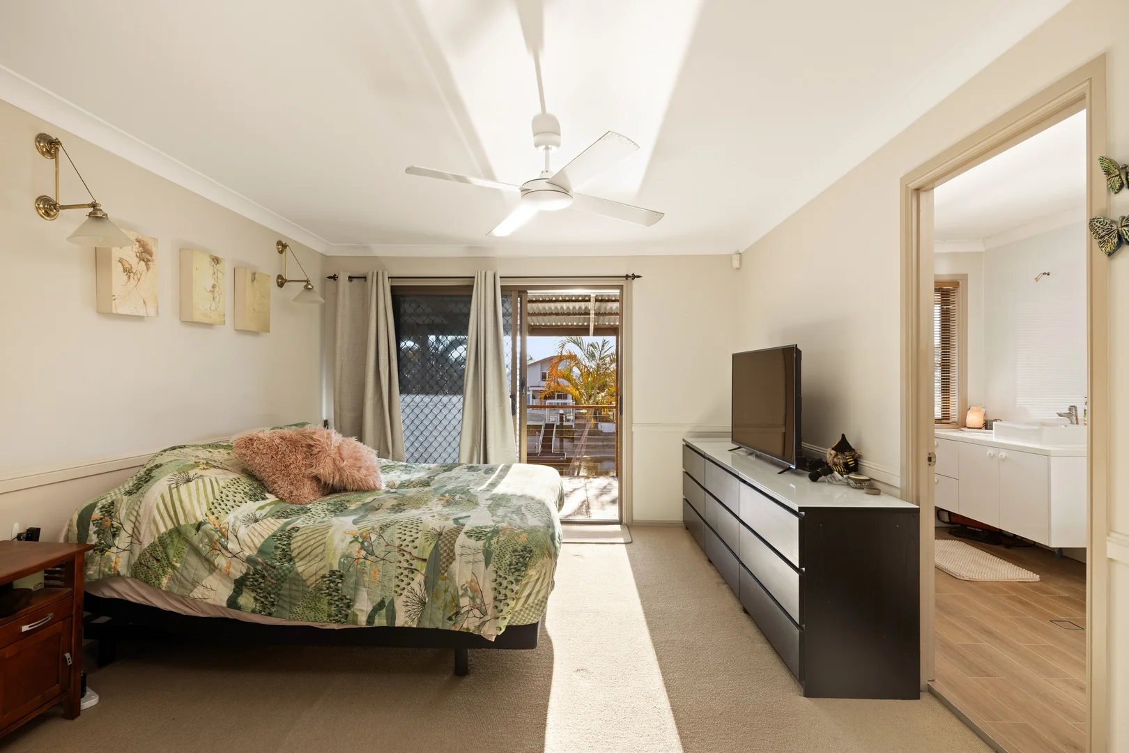 Additional image 15 of 90 Oxley Drive, Paradise Point QLD 4216