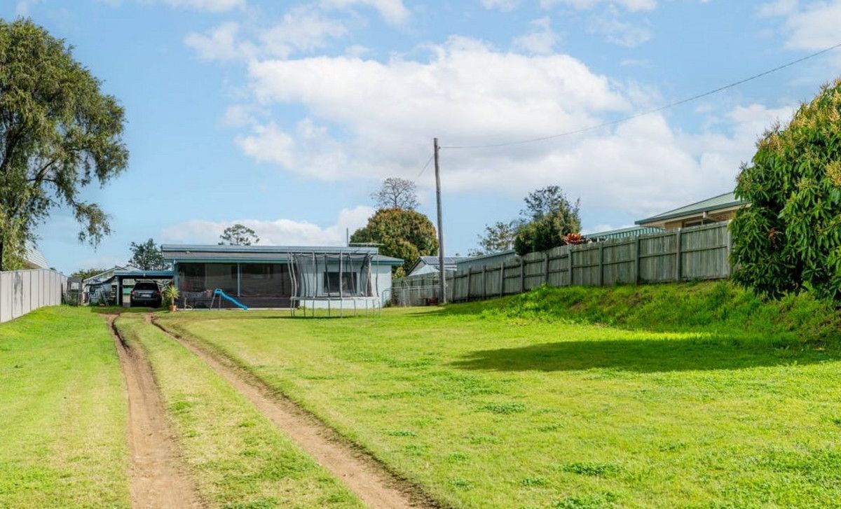 55a Eaglesfield Street, Beaudesert QLD 4285 House For Rent 420