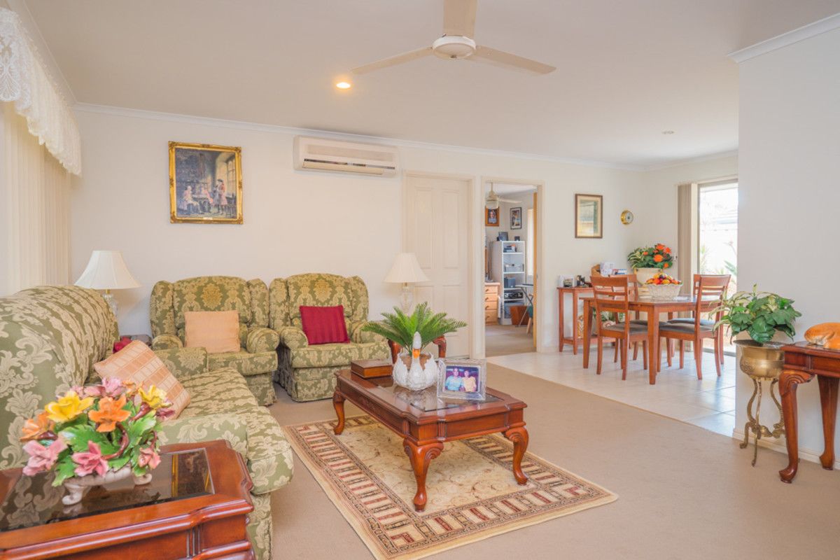 1/111 Ibis Boulevard, Eli Waters QLD 4655, Image 2