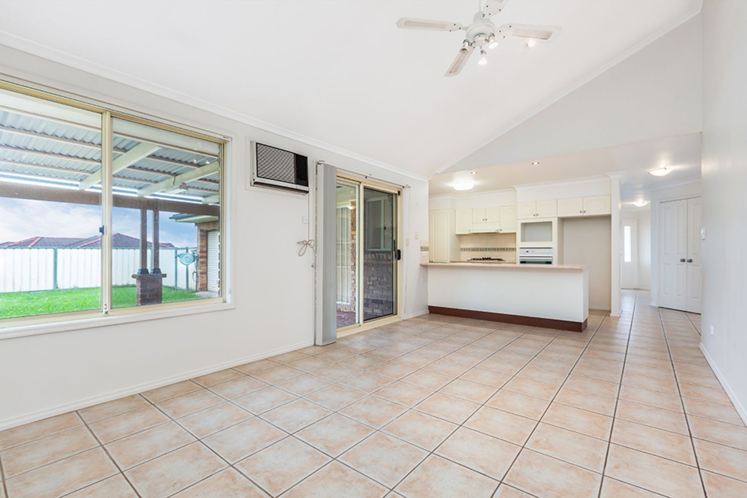 39 Denton Park Drive, Rutherford NSW 2320, Image 1