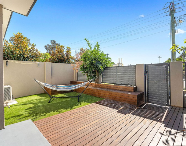 1/219 Scarborough Beach Road, Doubleview WA 6018