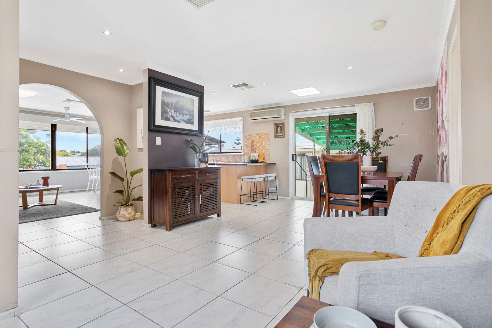 16 Mercedes Avenue, Hallett Cove SA 5158, Image 0