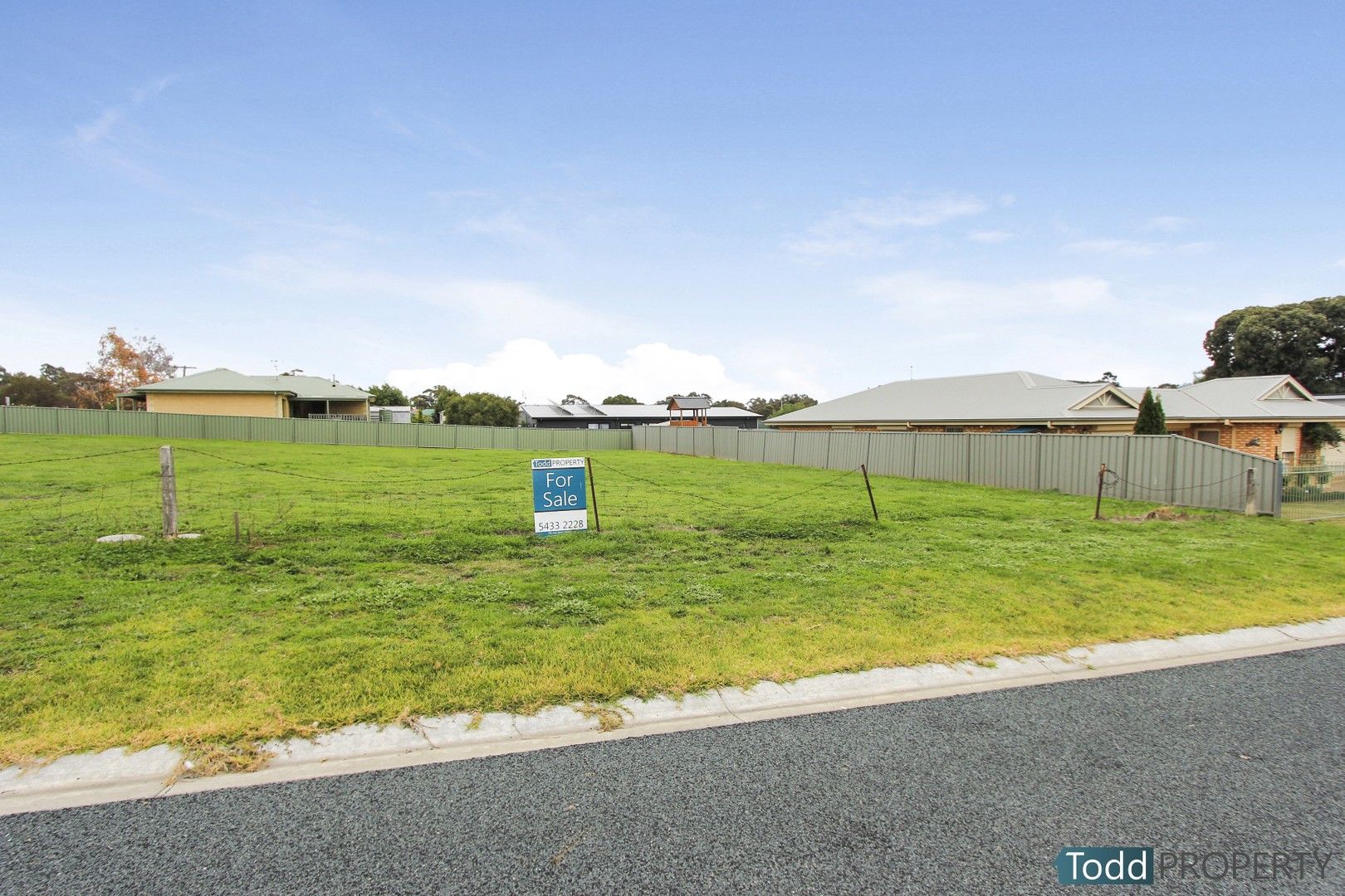 22 Marshall Crescent, Heathcote VIC 3523, Image 0