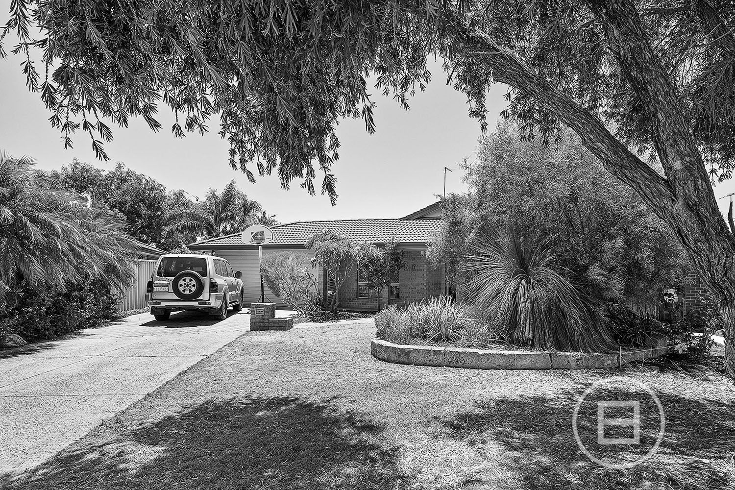 5 bedrooms House in 17 Jenniphur Court ATWELL WA, 6164