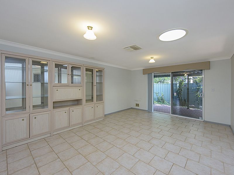 2/82 Surrey Road, Rivervale WA 6103, Image 2