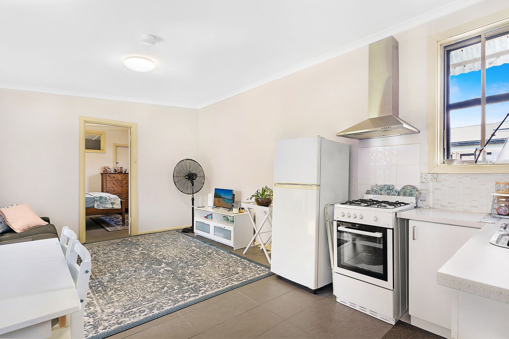 31 Edward Street, Botany NSW 2019, Image 2