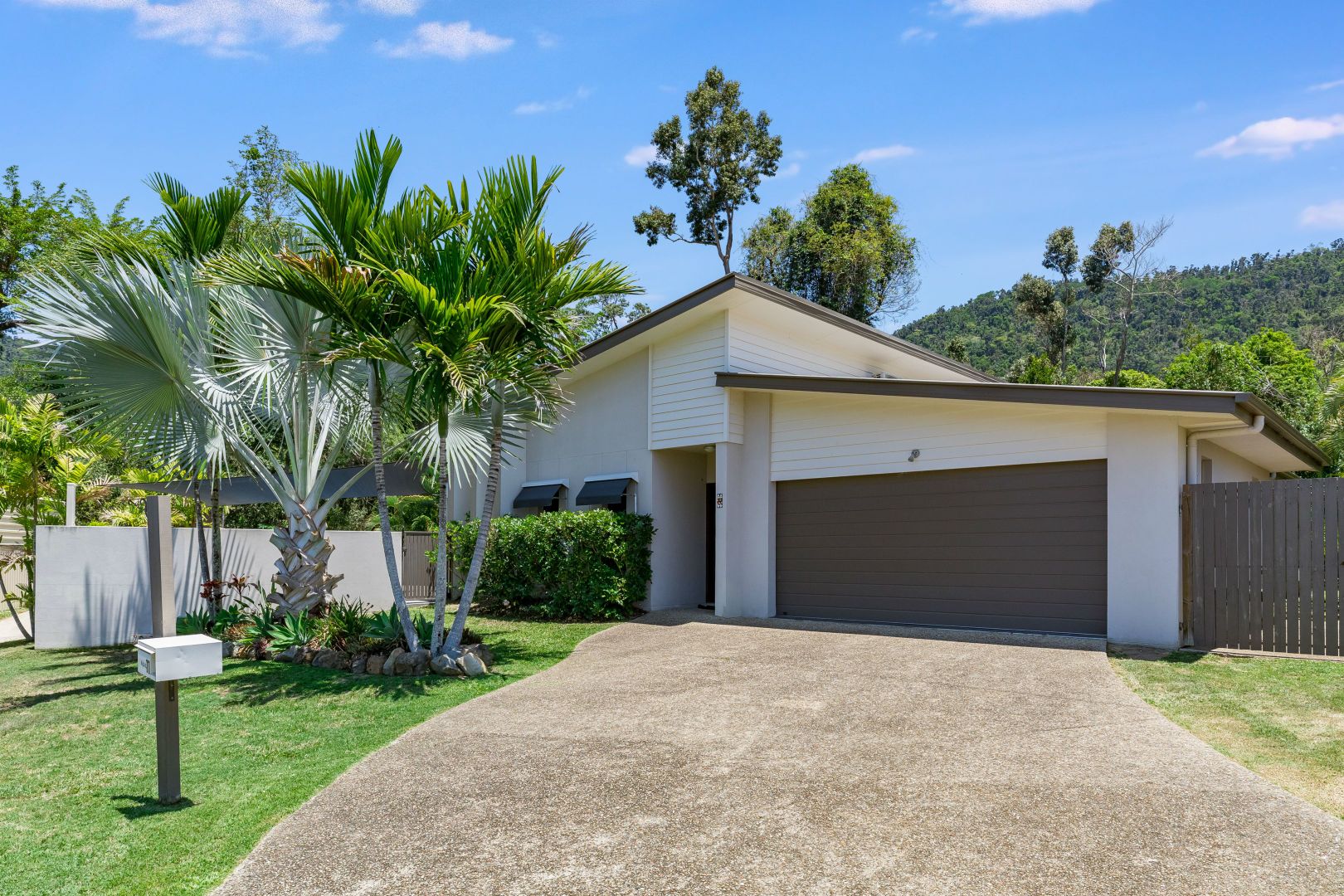 11 Bali Hi Place, Jubilee Pocket QLD 4802, Image 1