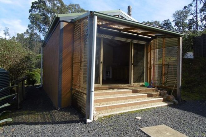 Picture of 84 Silver Parrot Road, FLOWERDALE VIC 3717