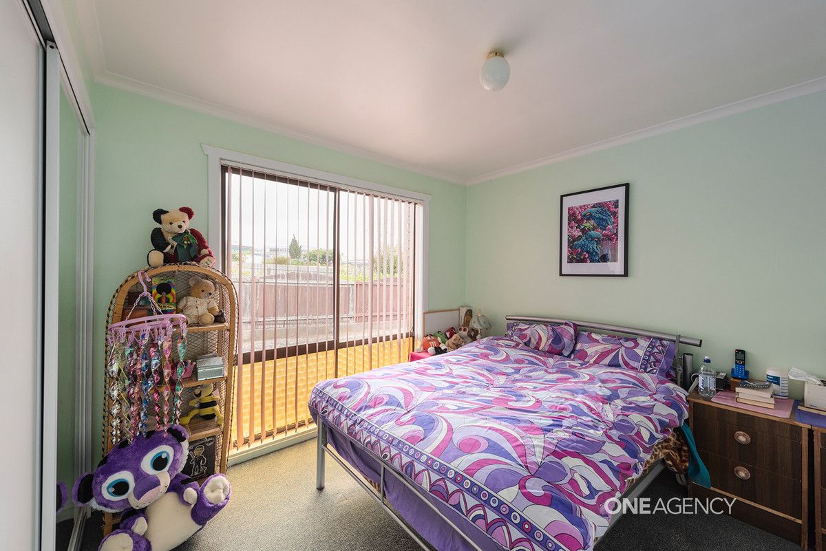 2/19 Abbott Street, Upper Burnie TAS 7320, Image 2