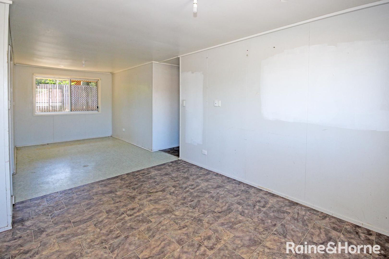 9 Broad Street, Brassall QLD 4305, Image 1