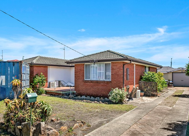 30 Murrie Street, Windang NSW 2528