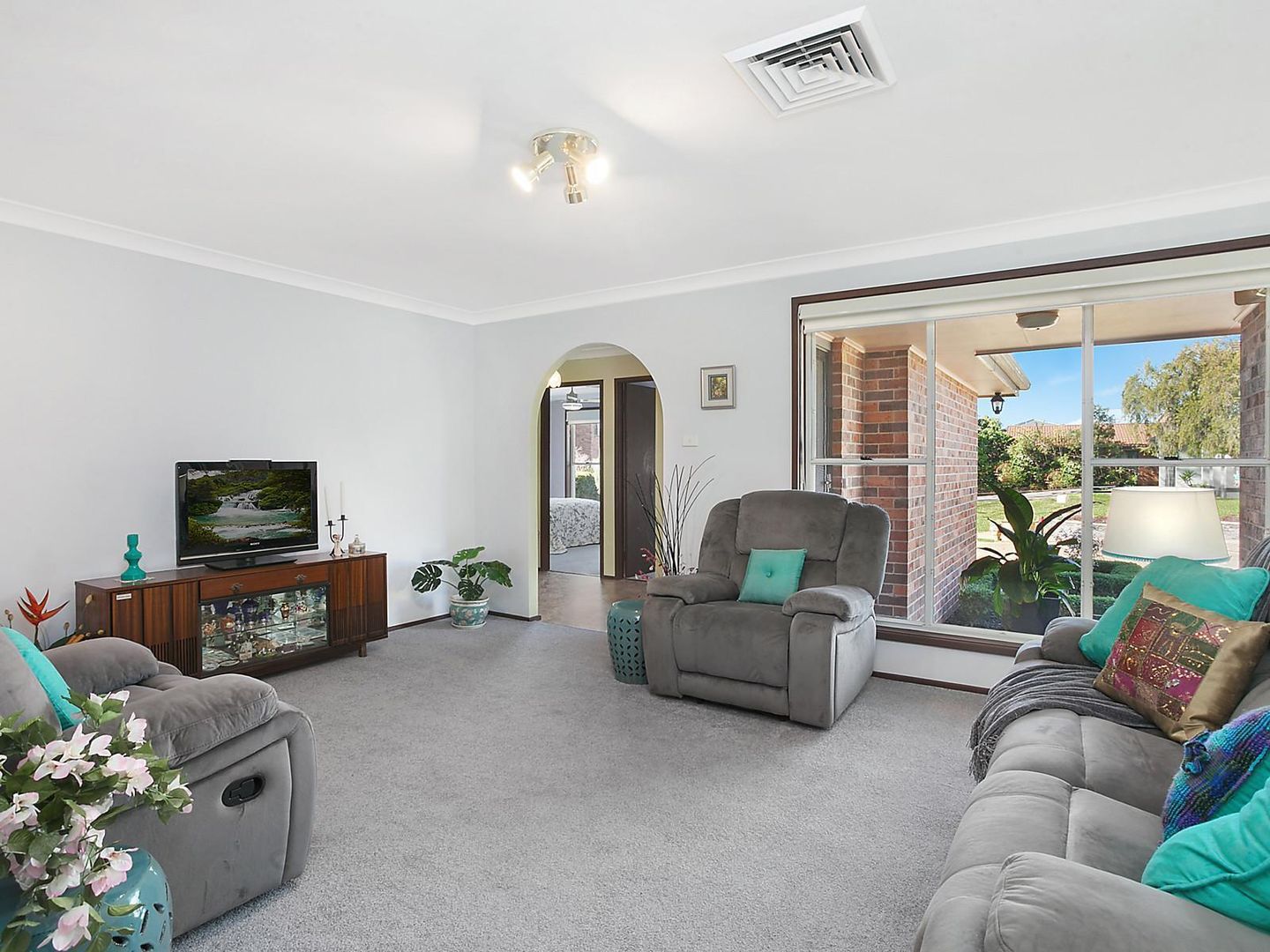 7 Piper Close, Milperra NSW 2214, Image 2