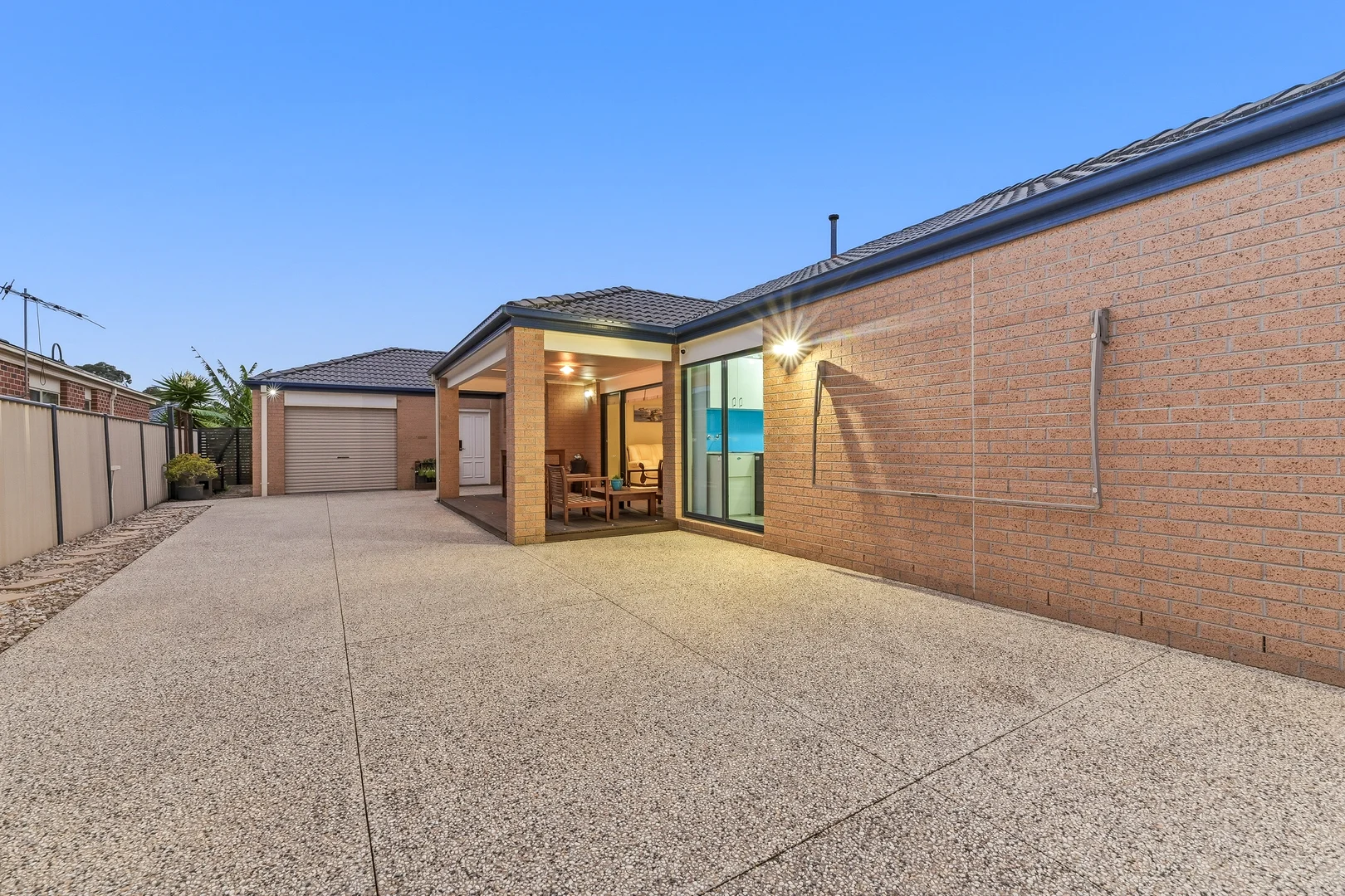 Additional image 19 of 4 Charlwood Close, Lynbrook VIC 3975