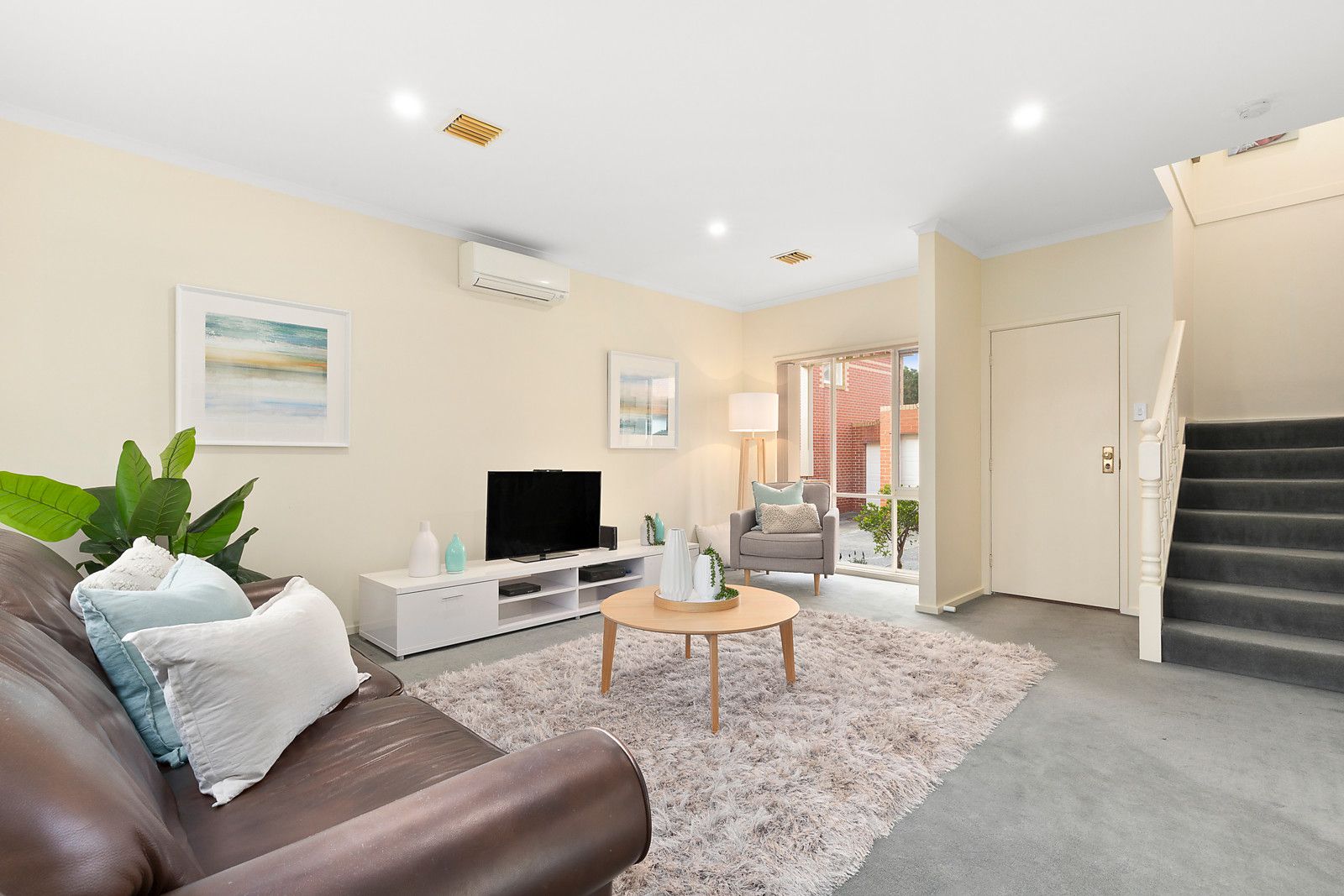 2/565 Whitehorse Road, Mitcham VIC 3132, Image 1