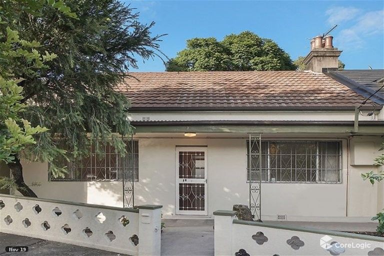 3 bedrooms House in 3 Eltham Street DULWICH HILL NSW, 2203