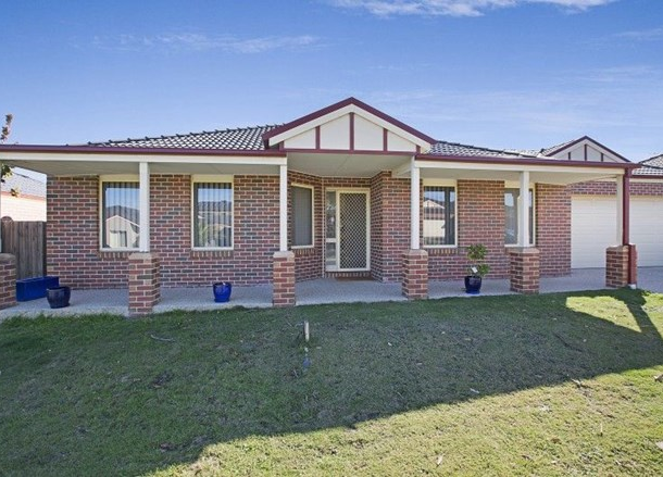 3 Cusack Way, Lynbrook VIC 3975