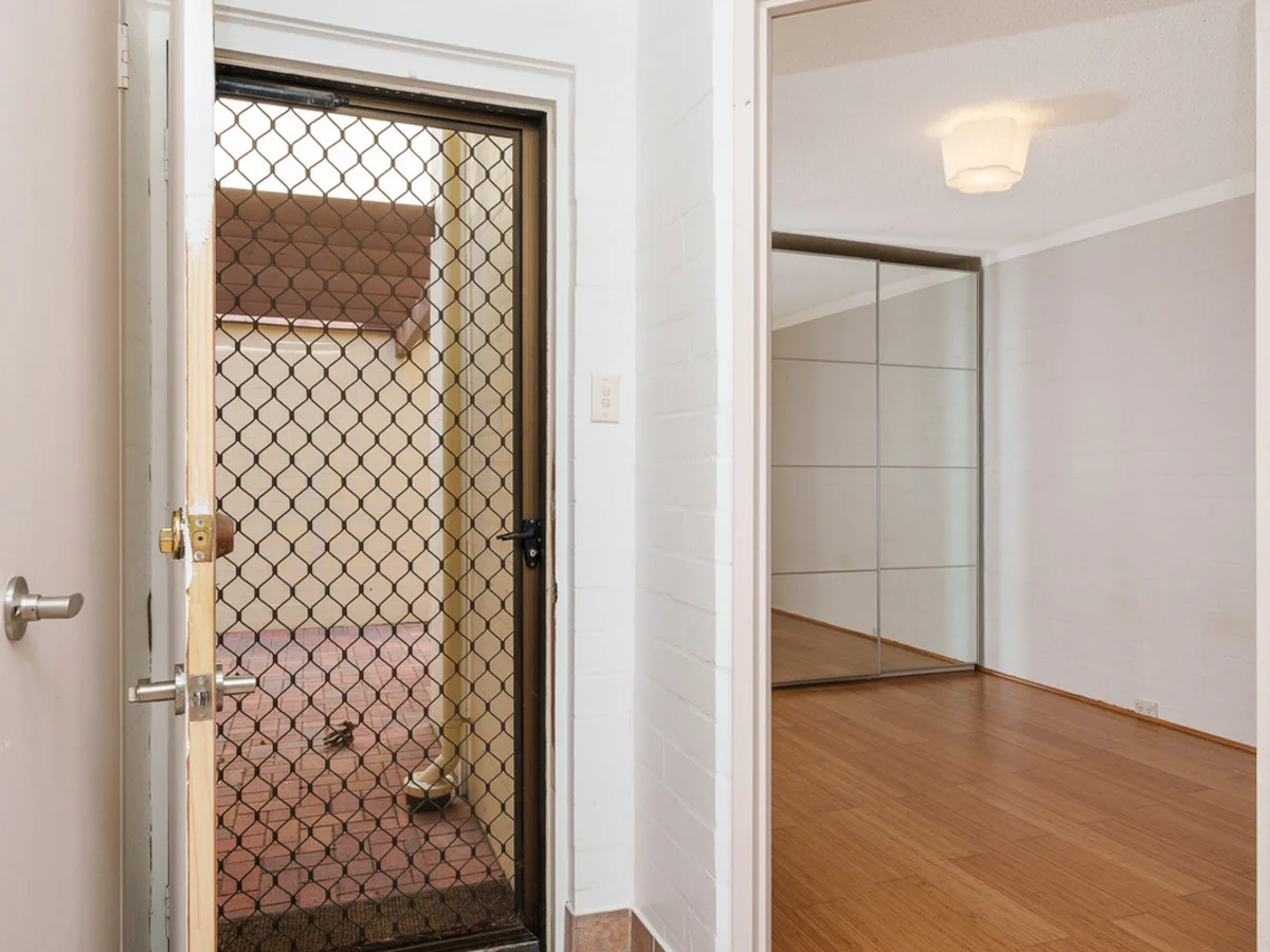 Additional image 3 of 4/354 Mill Point Road, South Perth WA 6151