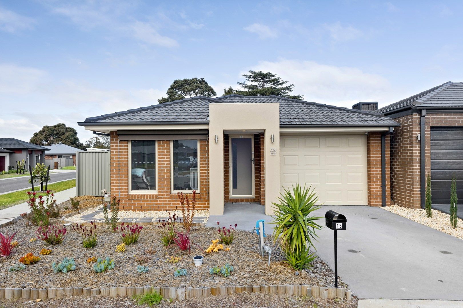 15 Barnett Avenue, Carrum Downs VIC 3201, Image 0