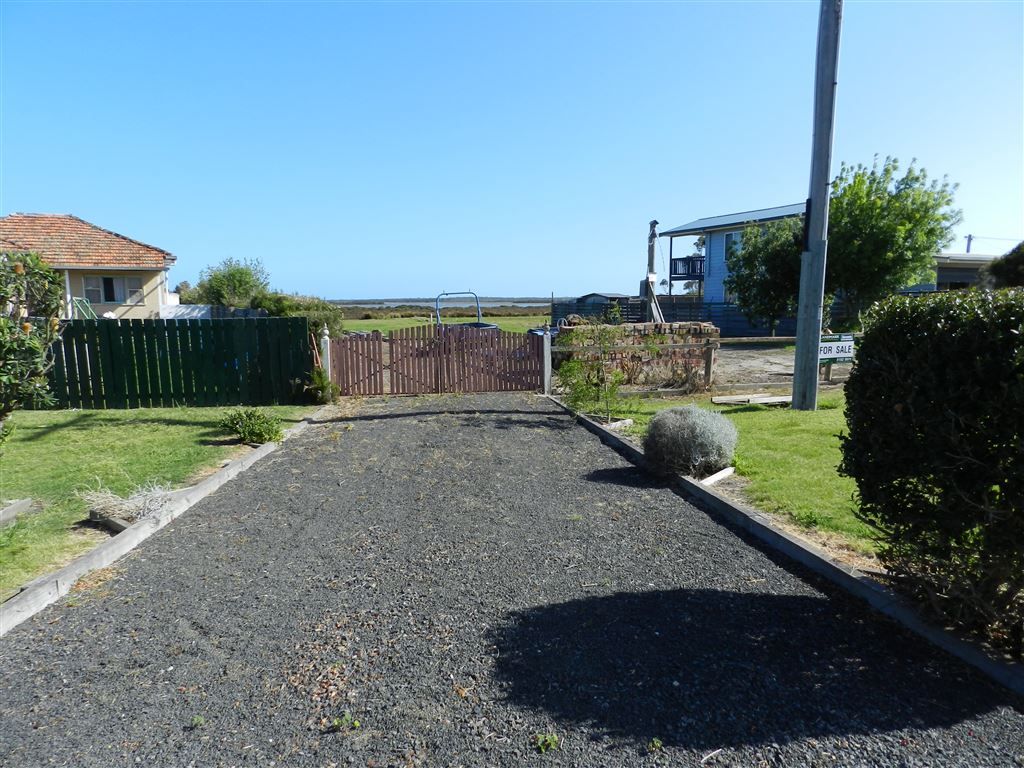 85 McLoughlins Road, Mcloughlins Beach VIC 3874, Image 0