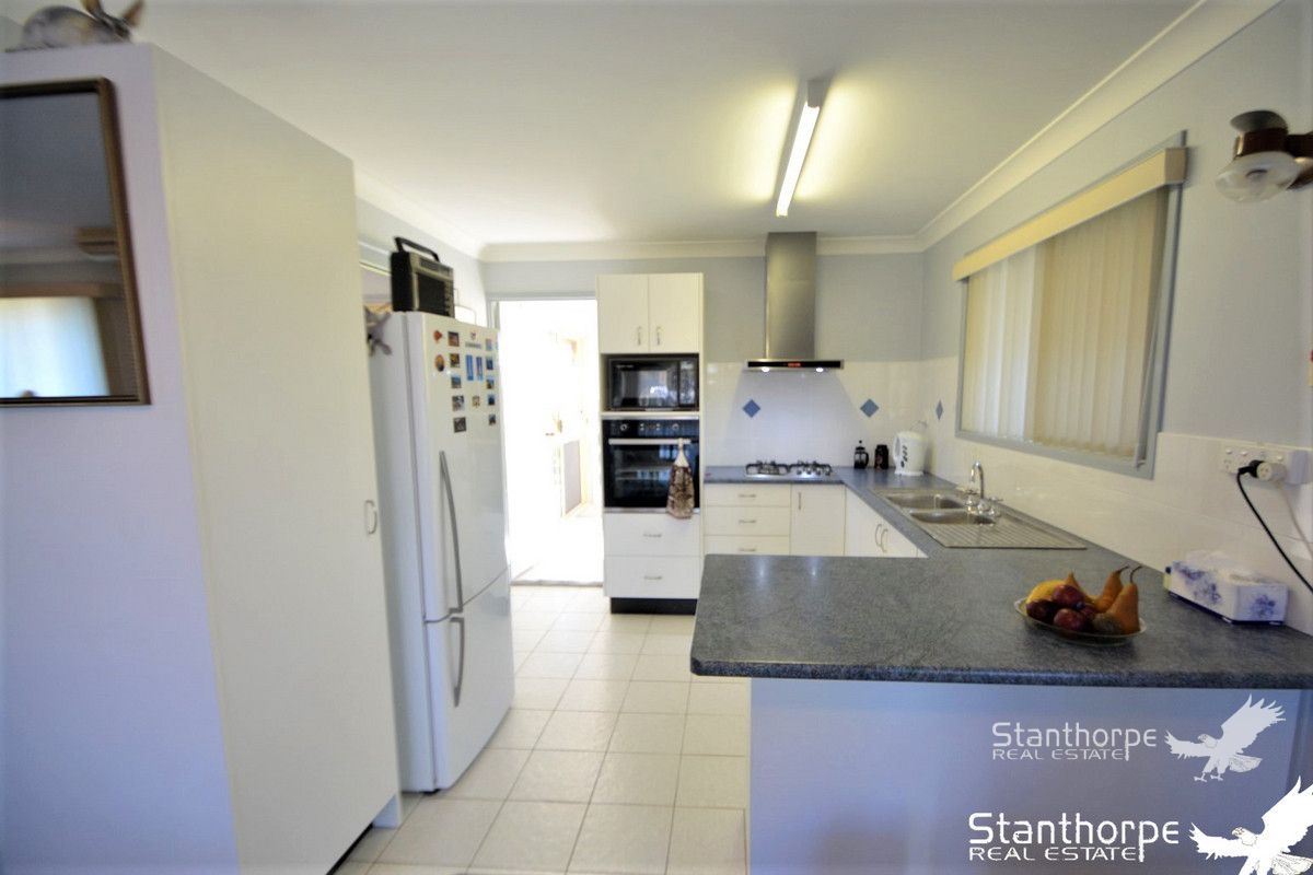 18 Teale Road, The Summit QLD 4377, Image 2