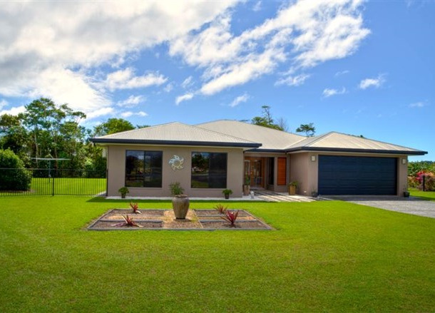 37 La Rocca Close, Etty Bay QLD 4858