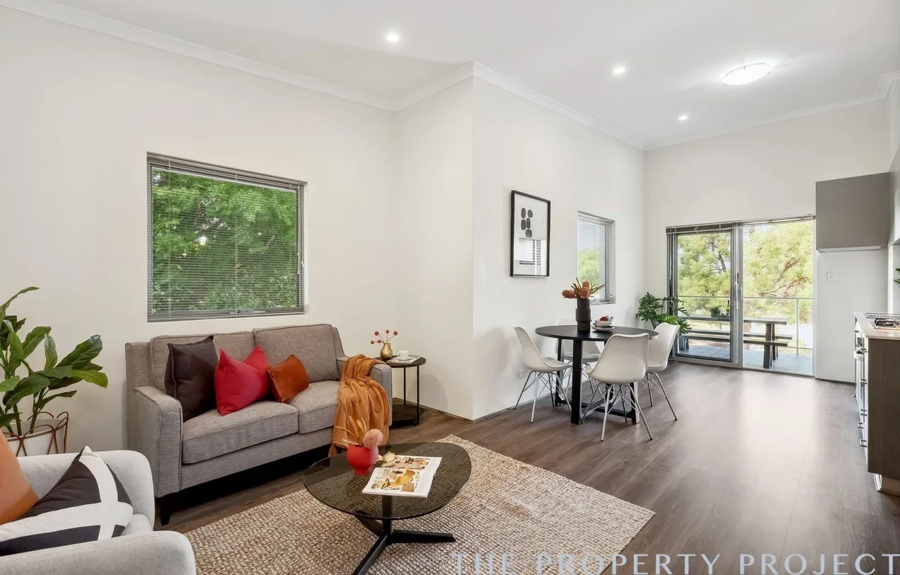 Primary image of 4/17 Sussex Street, Nollamara WA 6061