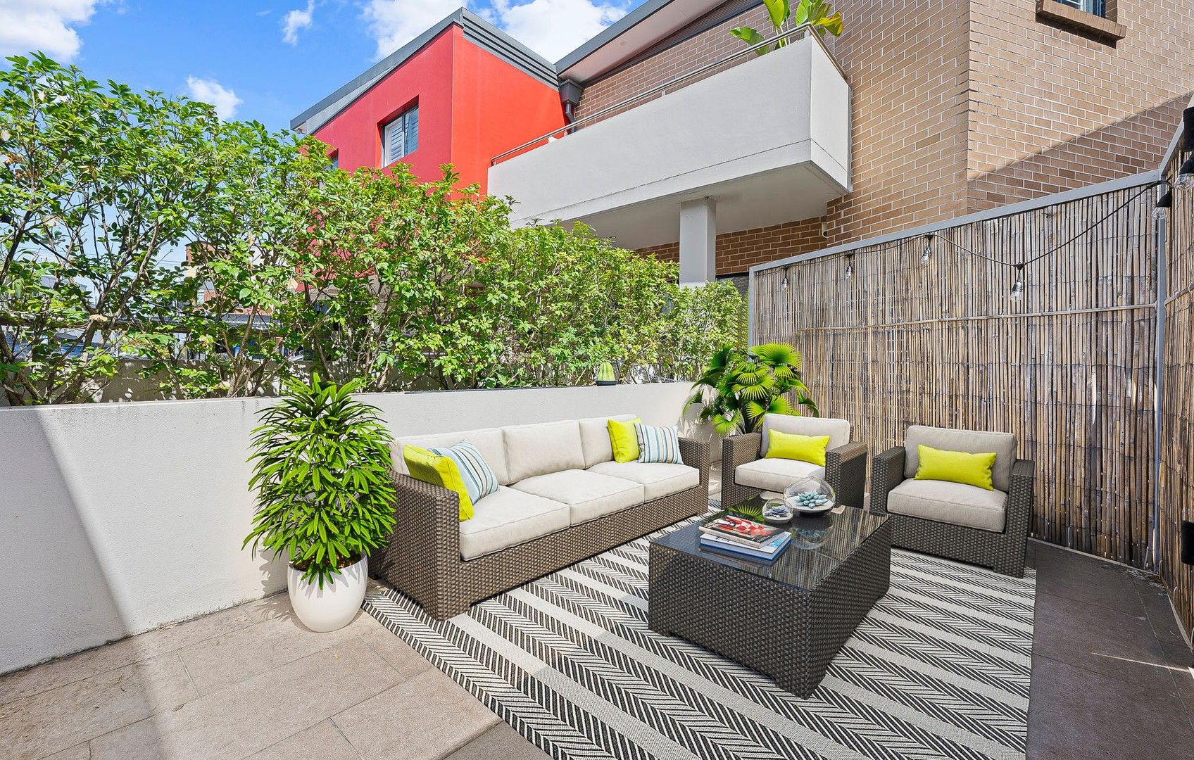 1 bedrooms Apartment / Unit / Flat in 1/225 Queen Street HURLSTONE PARK NSW, 2193