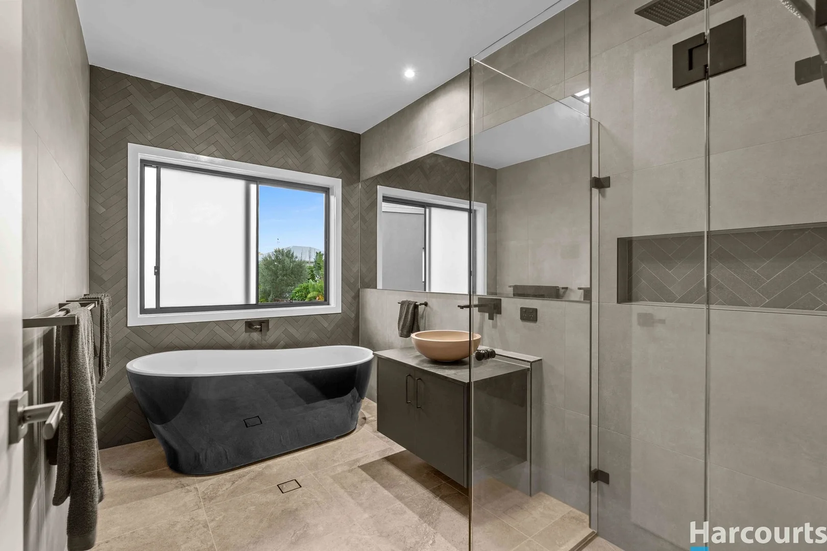 Additional image 28 of 54 Trinity Point Drive, Morisset Park NSW 2264