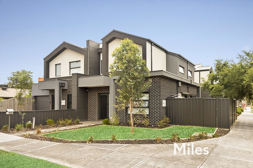 4 bedrooms Townhouse in 25A Derna Street HEIDELBERG WEST VIC, 3081