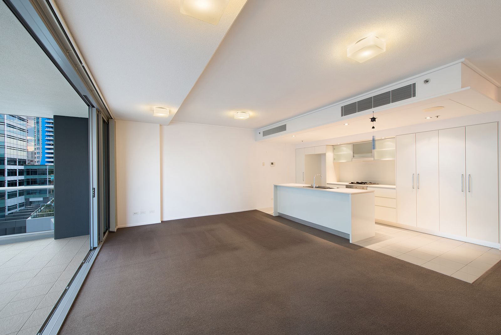 81/30 Macrossan Street, Brisbane City QLD 4000, Image 2