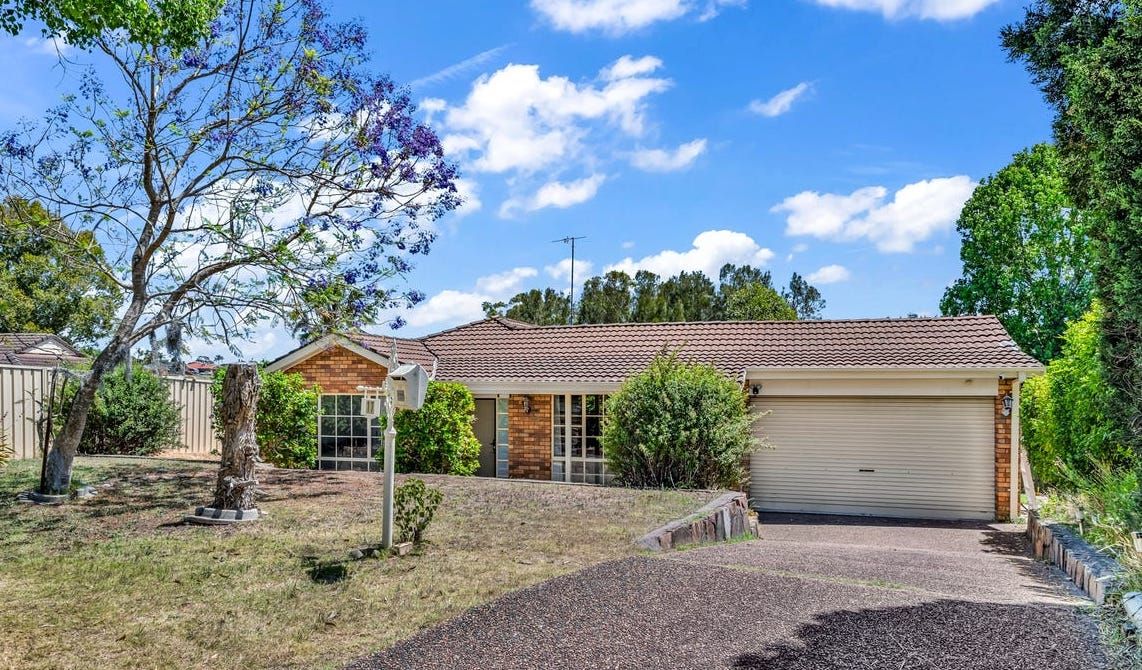 4 bedrooms House in 17 Holwell Circuit RAYMOND TERRACE NSW, 2324