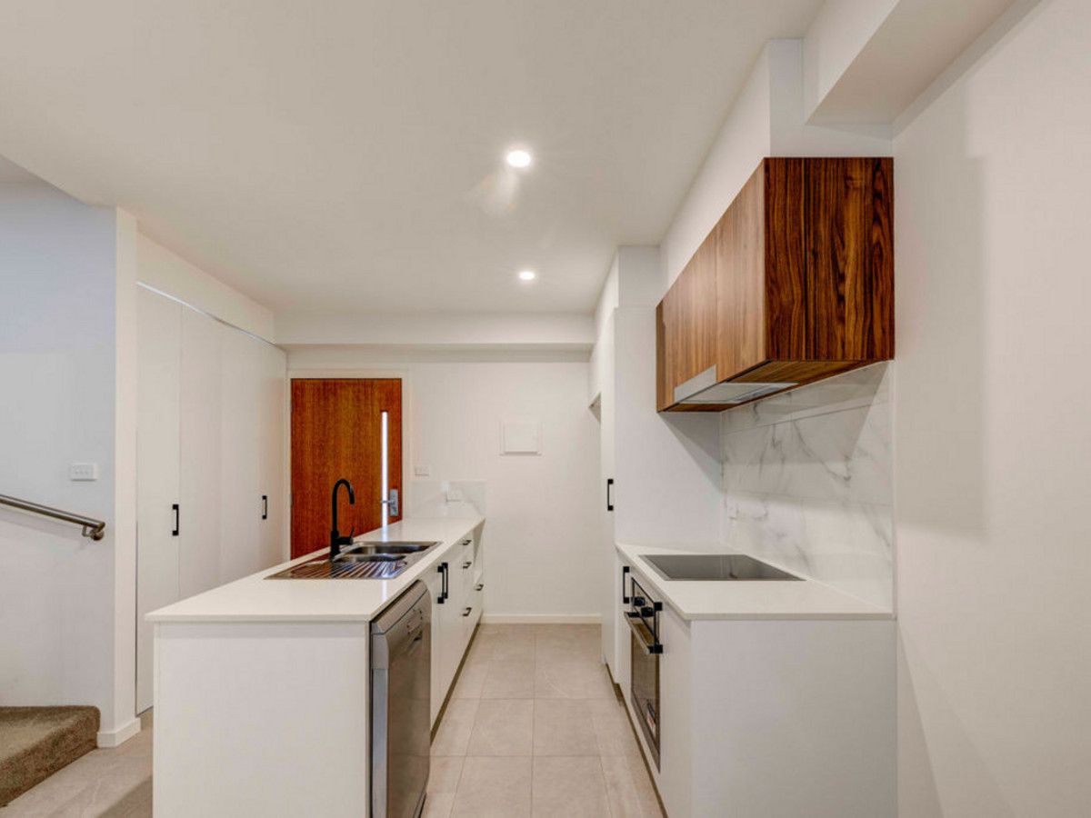 24/18 Ruzicka Street, Taylor ACT 2913, Image 2