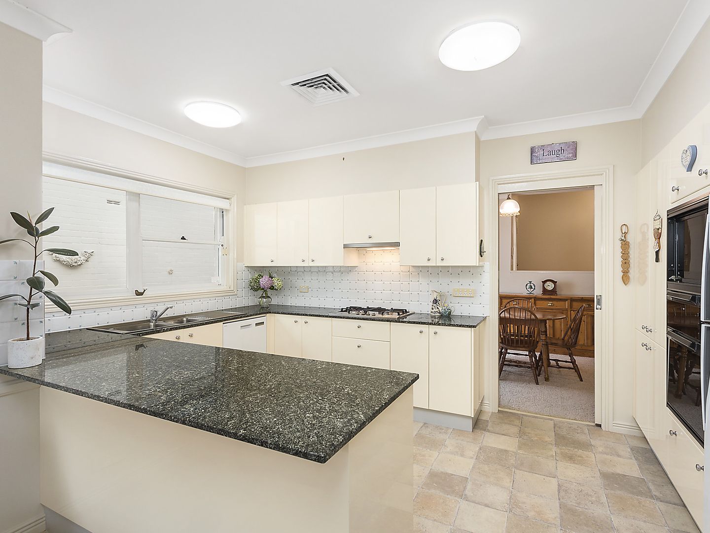 20 Stanley Close, St Ives NSW 2075, Image 2