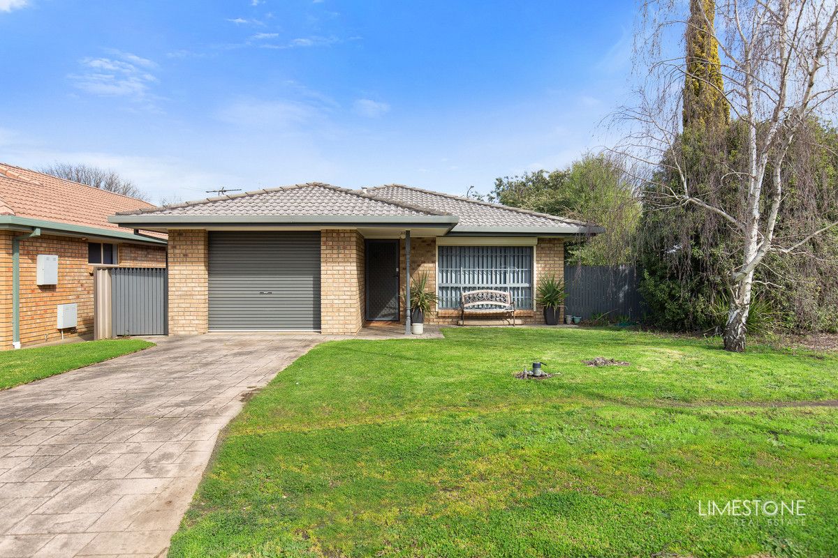 3 bedrooms House in 2 Winfield Court MOUNT GAMBIER SA, 5290