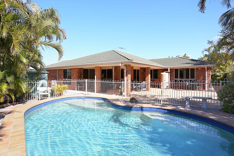 54 Voyagers Drive, Banksia Beach QLD 4507, Image 1