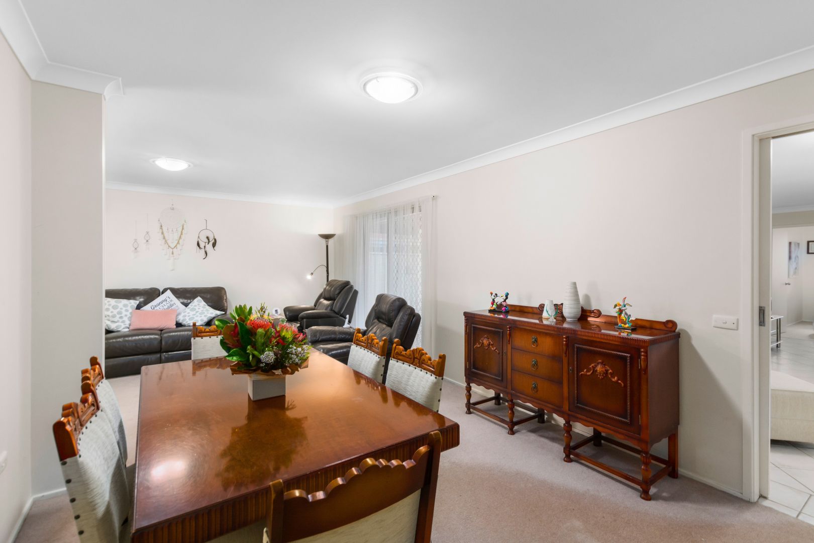 35 Huxley Drive, Horsley NSW 2530, Image 2