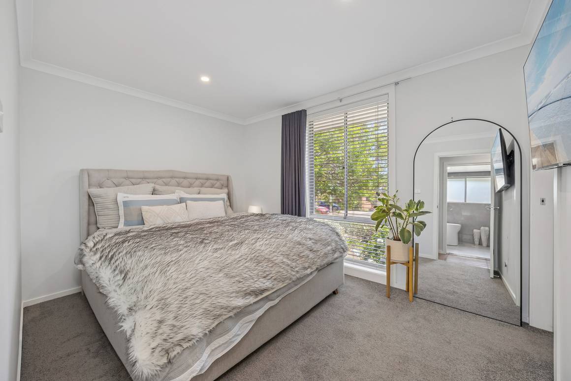 10 Cardew Crescent, Holder ACT 2611 | Domain64588128648066114