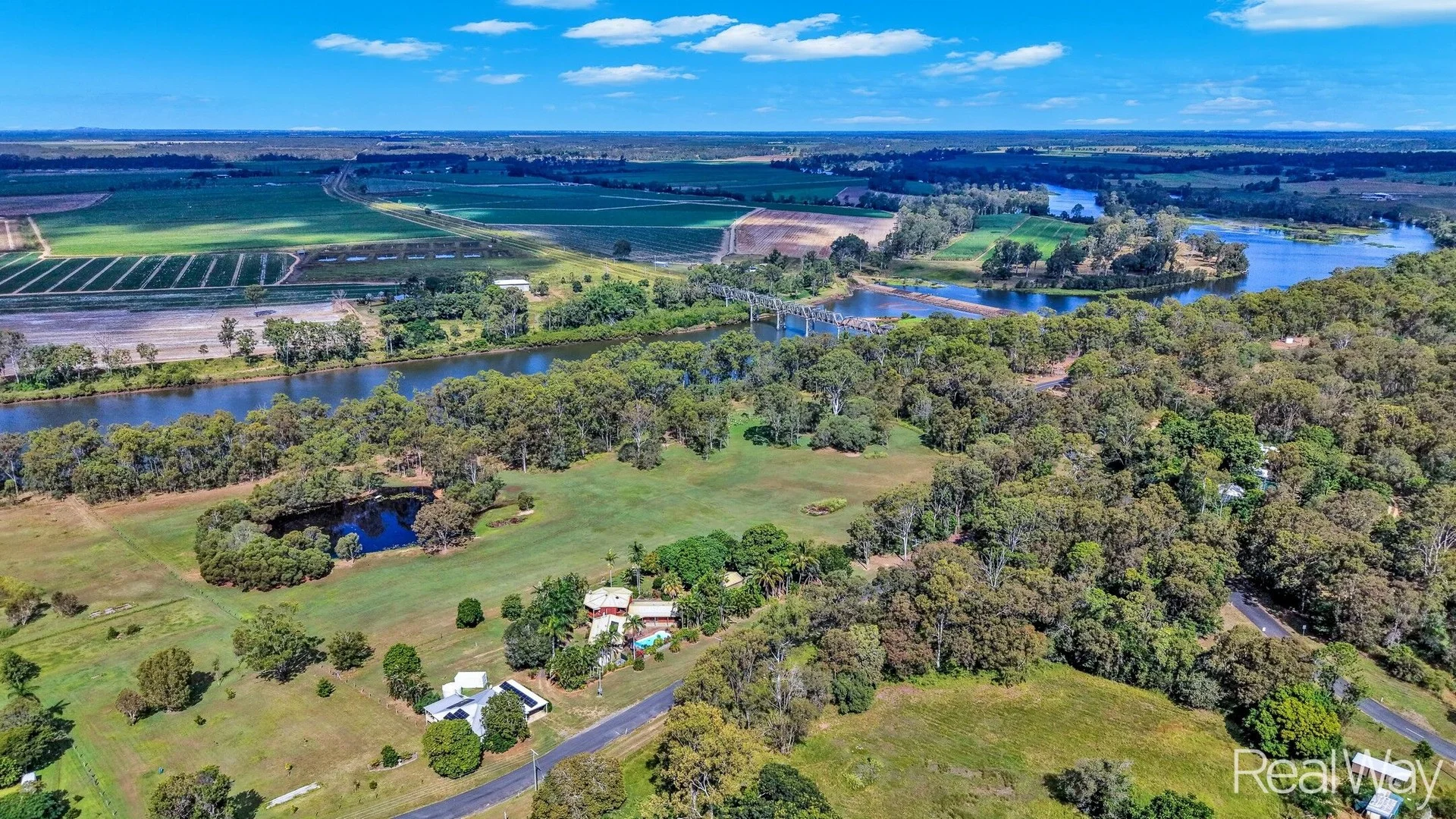 24 Mullers Road, Avondale QLD 4670