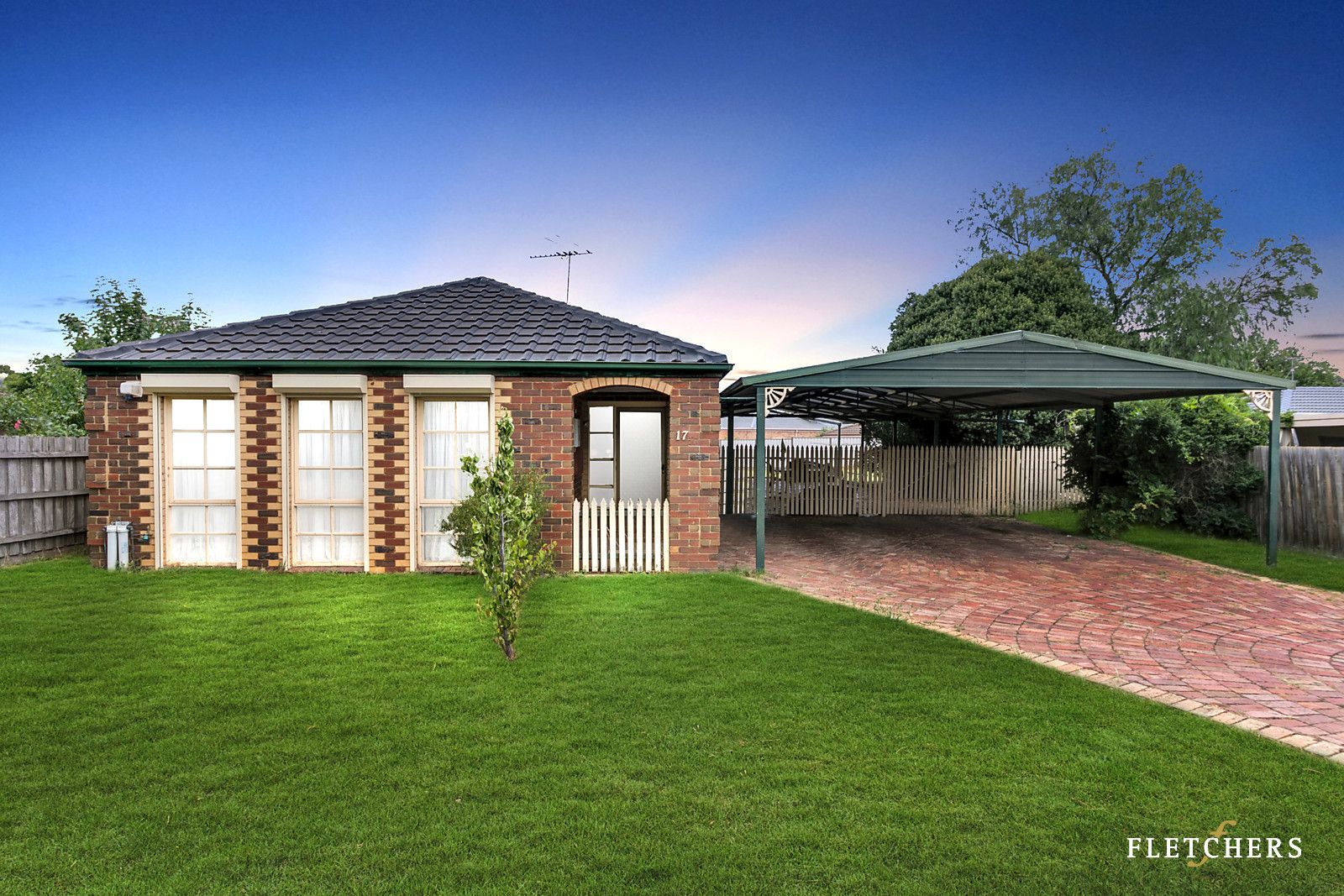 3 bedrooms House in 17 Piccolotto Drive MELTON WEST VIC, 3337
