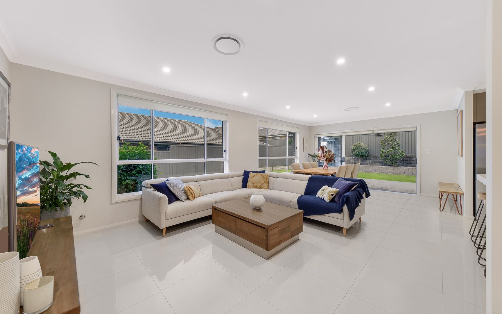 8 Galileo Street, Gregory Hills NSW 2557, Image 2